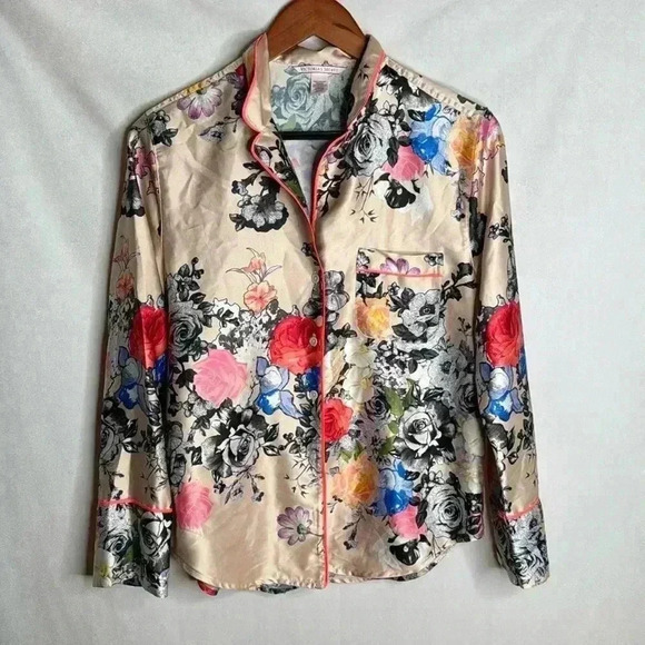 Victoria Secret  pyjama top - Picture 1 of 4